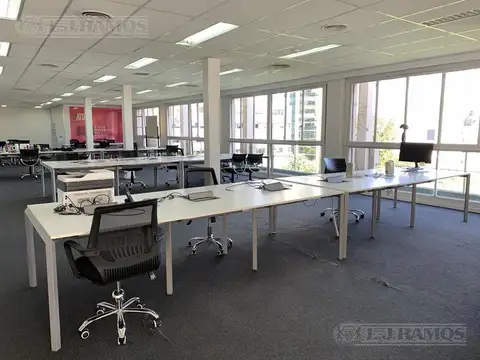 Oficina en Alquiler en Catalinas, USD 4.350