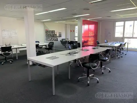 Oficina en Plaza Roma