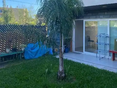 VENTA CASA DE 4 AMBIENTES, BARRIO SPRINGPARK, PILAR