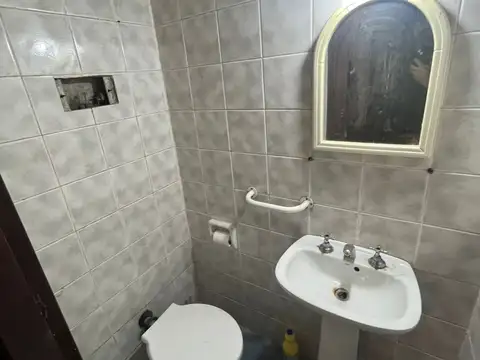 Depto Tipo Casa en Venta en Flores, USD 210.000