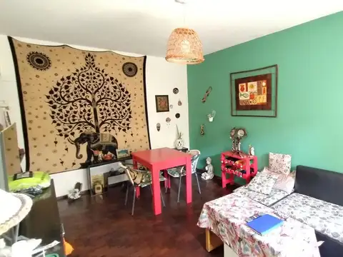 Depto Tipo Casa en Venta de 4 ambientes