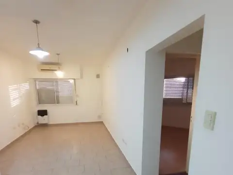 Alberdi Uriarte y Warnes