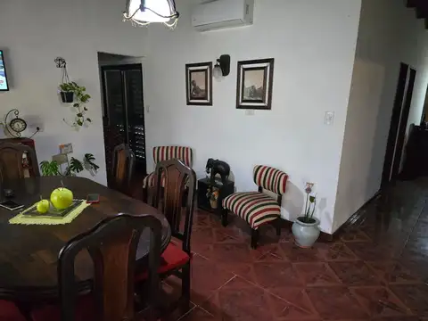 Casa de 3 dormitorios en san carlos