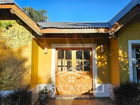 VENTA DE CASA EN COUNTRY BANCO PROVINCIA CON VISTA AL GOLF