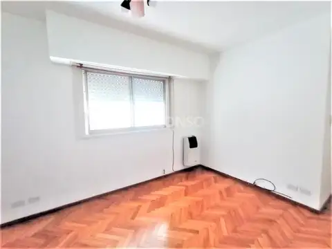 Av Rivadavia al 5700