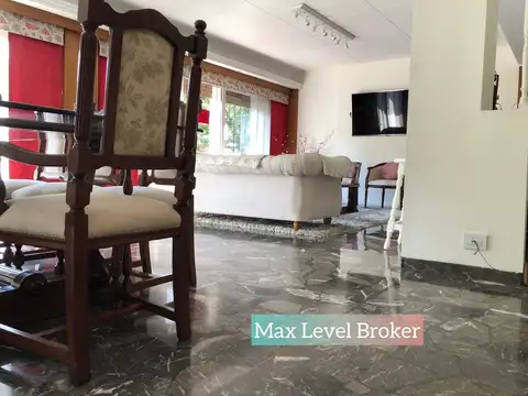 Departamento en Venta de 6 ambientes