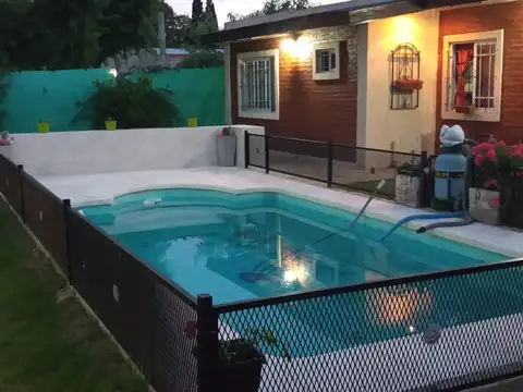 VENTA CASA 4 AMB C/PISCINA Y QUINCHO PASO DEL REY
