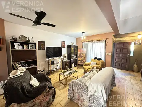 Depto Tipo Casa en Venta con 1 cocheras