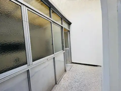 Depto Tipo Casa en Venta 60 años