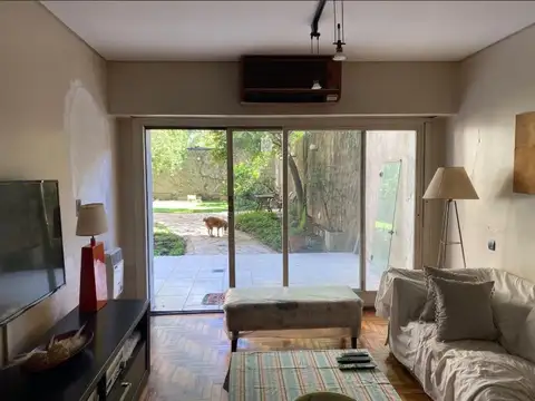 Guayaquil 800, Piso PB