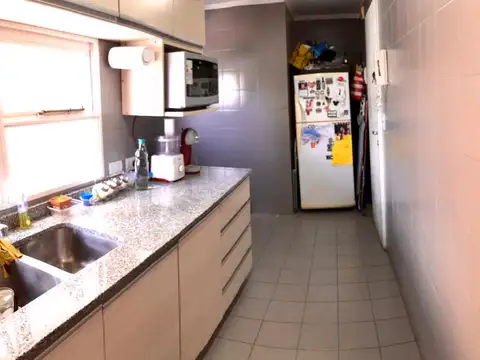 Departamento en Alquiler con 1 cocheras