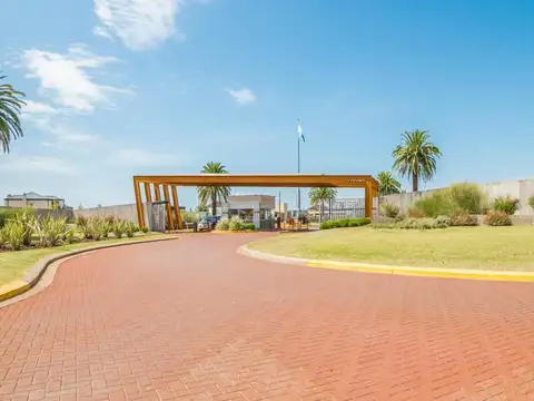 Terreno excelente oportunidad de 1080 m" San Sebastian Barrio Privado