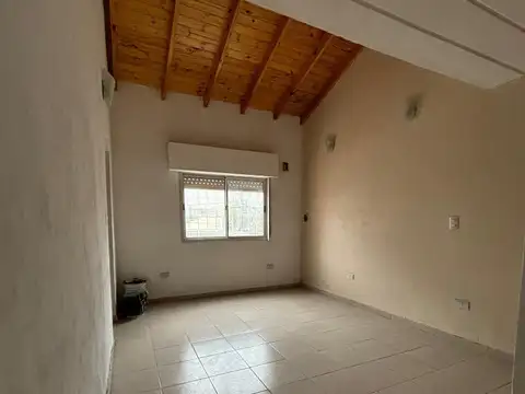Depto Tipo Casa en Venta de 2 dormitorios
