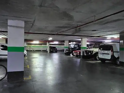 VENTA COCHERA FIJA CUBIERTA TORRE CATEG. RECOLETA