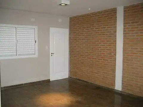 CASAS - DUPLEX - LOS TRONCOS, RESISTENCIA