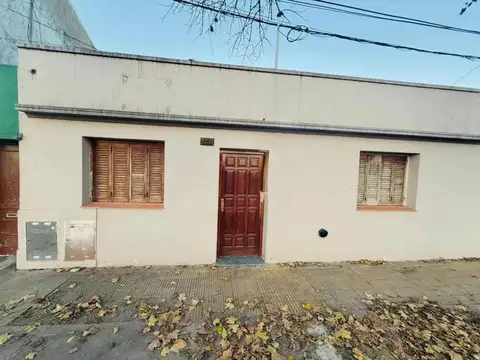 Casa en venta - 2 Dormitorios 1 Baño - Mercedes