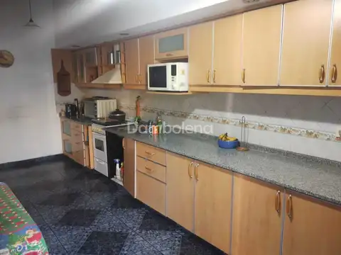 Casa  en Venta en Paso del Rey, Moreno