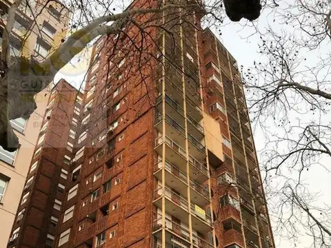 Venta. Depto. 2 amb. c/ balcón. Quilmes ctro.