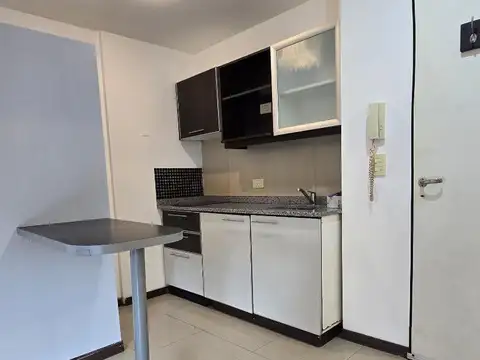 Departamento en Alquiler con 1 cochera