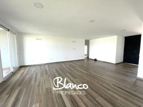 Casa en Venta en El Naudir, USD 225.000