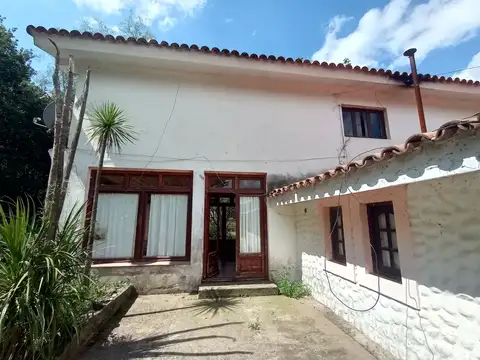 CASA  VILLA GIARDINO 4 DOR 7180 M2 TERRENO VENDO