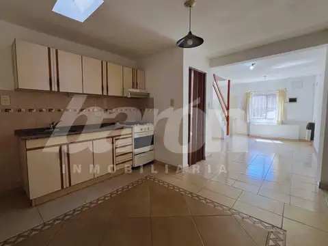 Depto Tipo Casa en Alquiler al Norte