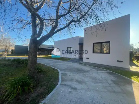 Casa en Venta con 1 cochera