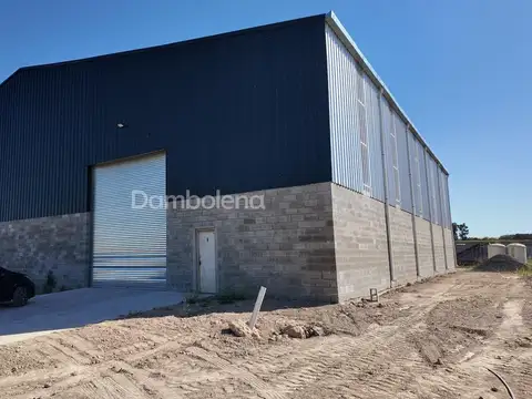 Galpon en Alquiler en Cuartel V, USD 4.320