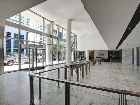 Oficina en Alquiler al Este