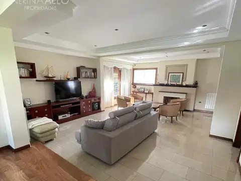 Casa en Venta al Este