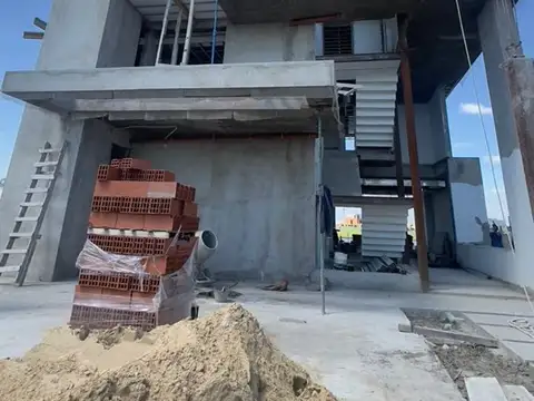 Casa al lago en Venta en Los Puentes, Nordelta