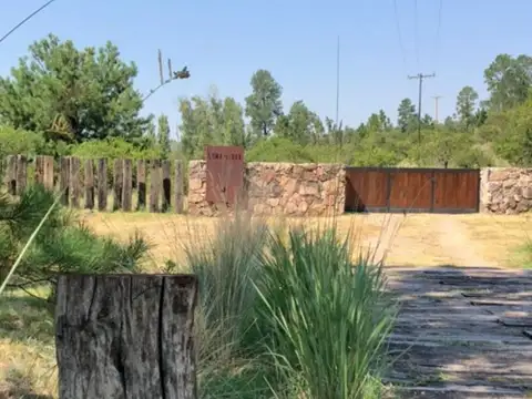 COMPLEJO LOMAPIEDRA CALLE PUBLICA S/N 100