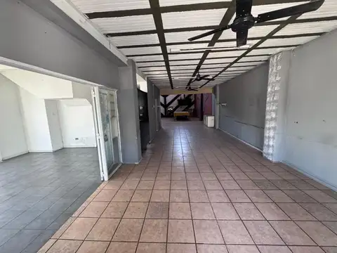 Local en Venta 30 años