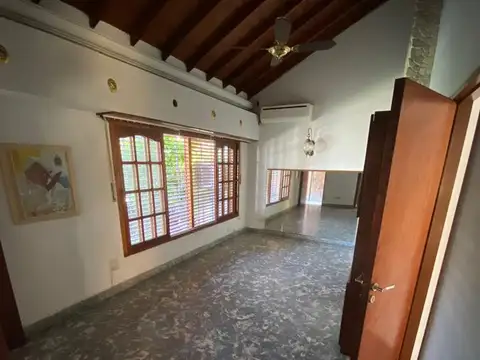 Casa en Venta en Lomas De Zamora, USD 129.999