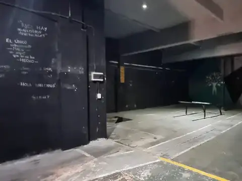 ¡Oportunidad! Local/Depósito en zona Warnes 183m2