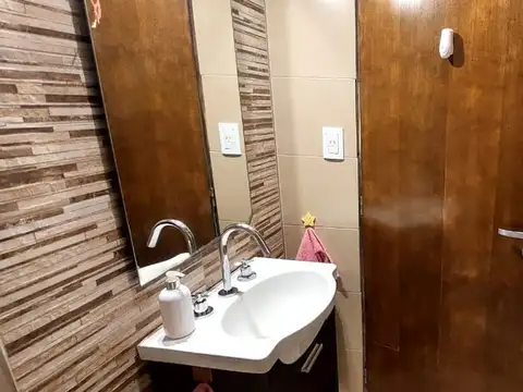 VENTA CASA 4 AMB CON PARQUE , MAR DEL PLATA