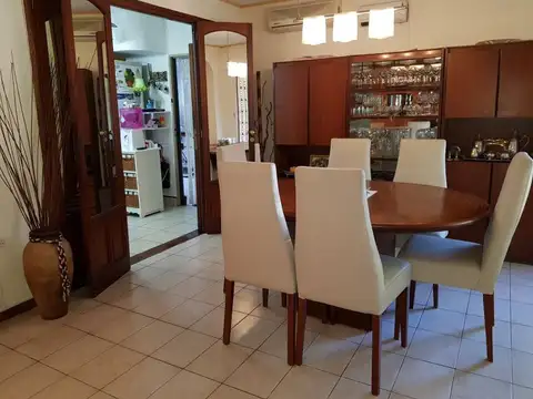 Casa en Venta en Haedo, USD 360.000