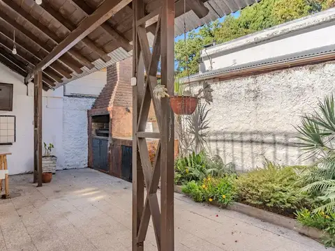 PH 3 AMB CON PATIO Y PARRILLA EN VENTA - OLIVOS
