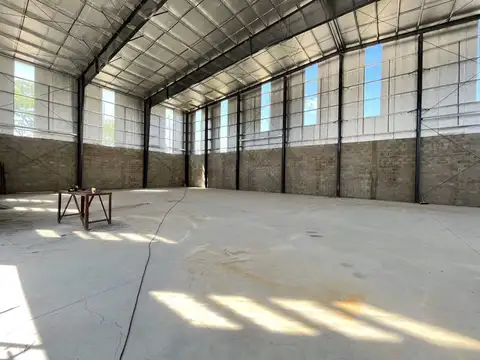 GALPON EN ALQUILER A UNA CUADRA DE PANAMERICANA