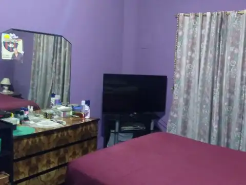 Depto Tipo Casa en Venta 50 años