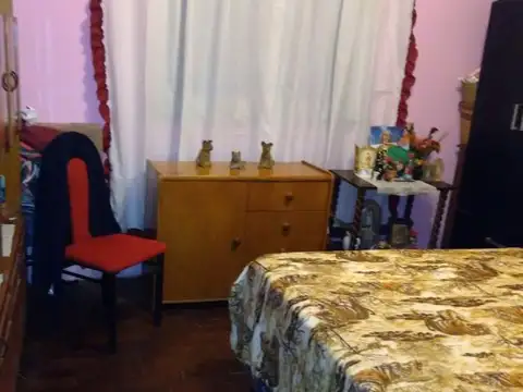 Depto Tipo Casa en Venta al Este