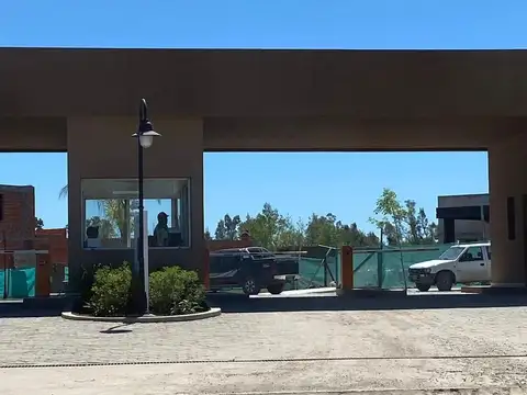 Terreno en Venta 15  mts Frente