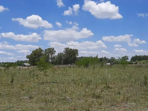 Terreno en Venta 100  mts Frente