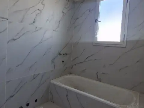 Departamento 4 ambientes con 3 baños