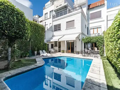 Excelente casa en venta sobre Salvador Maria del Carril!