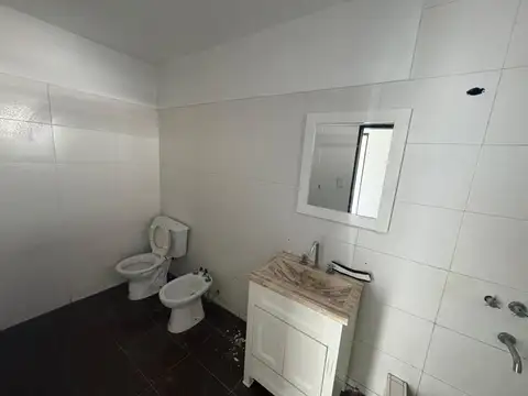 Depto Tipo Casa en Alquiler 26 años