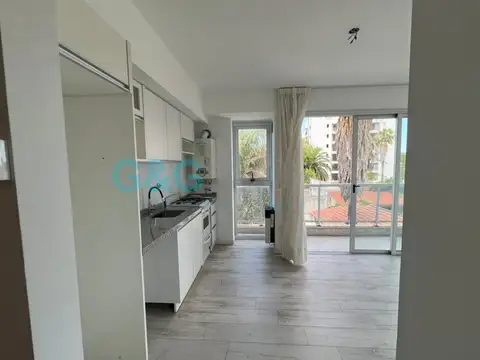 laprida ituzaingo 1100