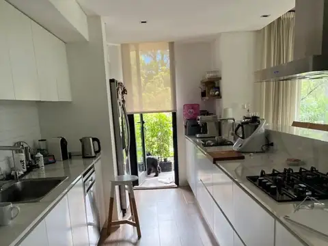 Departamento 4 ambientes con 3 baños