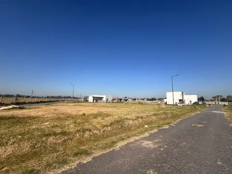 LOTE ETAPA 2 LAGUNA AZUL - 50% Y CUOTAS