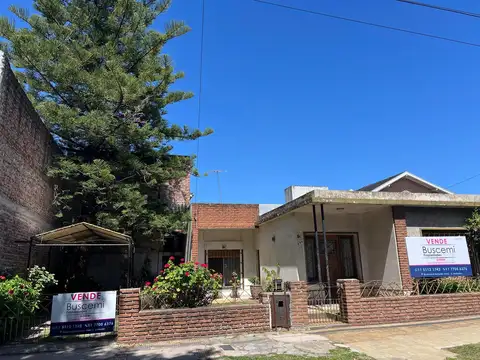 Casa en  venta 4 ambientes en villa Ballester